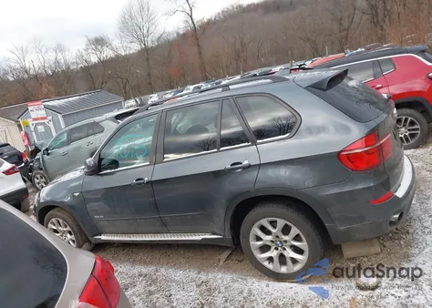 2011 BMW X5 xDrive35I/xDrive35I Premium/xDrive35I Sport Activity from USA, damaged, VIN 5UXZV4C50BL401720